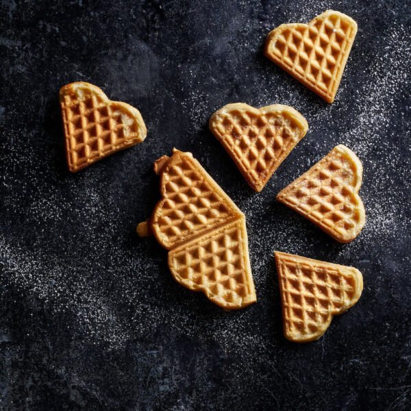 Electric Single Waffle Maker (Model No.:3001 E) - Image 6